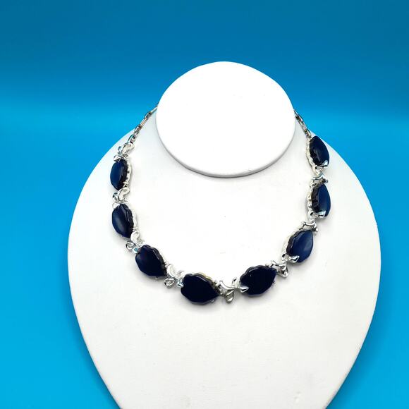 Vintage Dark Blue Moonglow Choker Necklace, Silver Tone, 1950s Vintage Jewelry - Picture 7 of 11